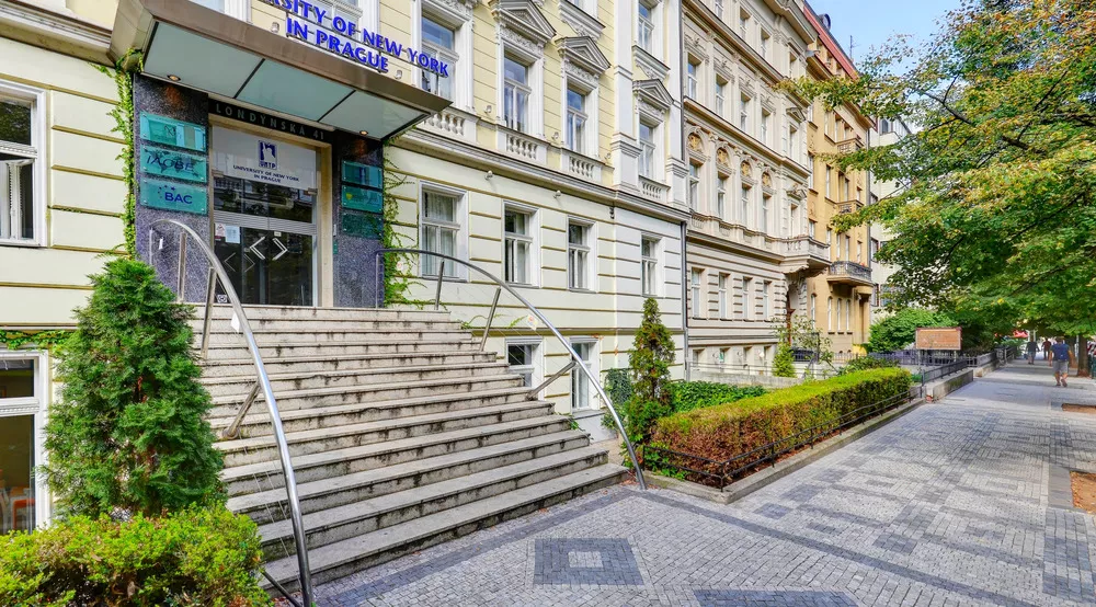 University of New York in Prague msmstudy.eu